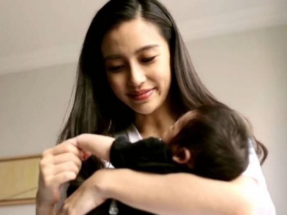 Angelababy lần đầu trải lòng về sinh con ở đỉnh cao sự nghiệp khiến bao người xúc động-1