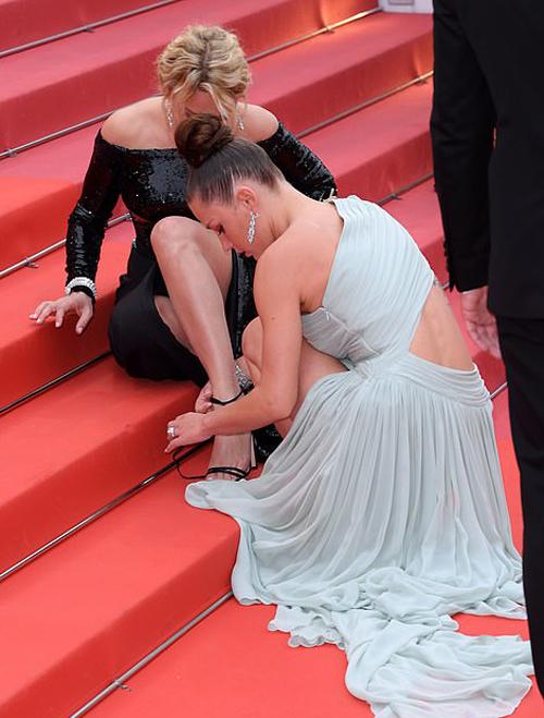 4 sự cố trang phục của các mỹ nhân ở Cannes 2019-4