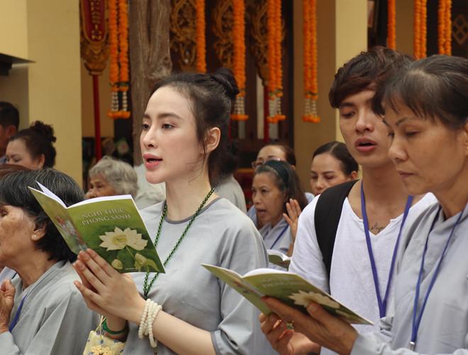 Từng bị lên án kịch liệt vì khoe thân phản cảm, Angela Phương Trinh bất ngờ khiến anti-fan quay đầu chỉ vì điều này-2