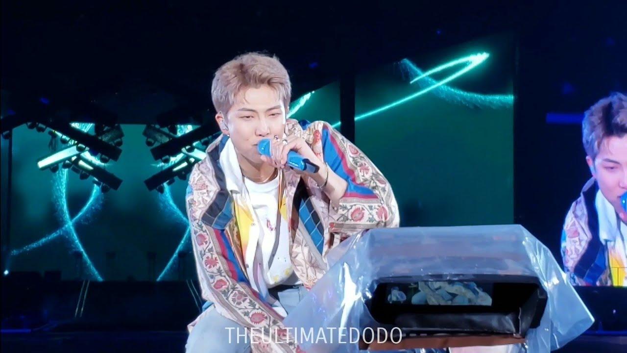 Chữ Yêu bằng Tiếng Việt xuất hiện trung tâm sân khấu BTS, liệu đây là nhá hàng về kế hoạch ở Việt Nam?-2