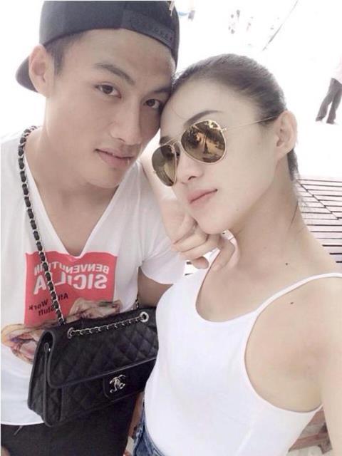 Kỳ Hân thay đổi thế nào sau 3 năm kết hôn với chàng cầu thủ sát gái-15