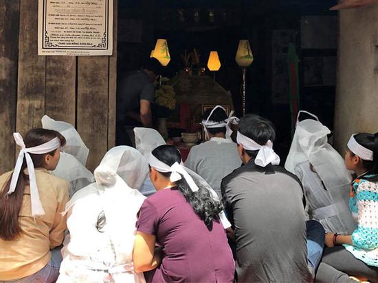 Xóm nghèo tang thương sau vụ ba bà cháu bị sát hại