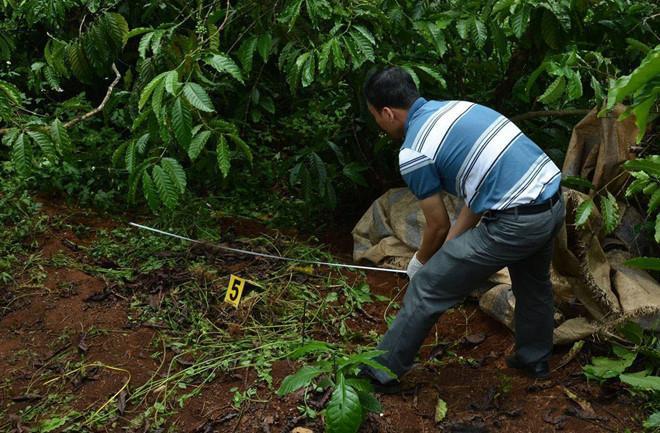 Xóm nghèo tang thương sau vụ ba bà cháu bị sát hại-3