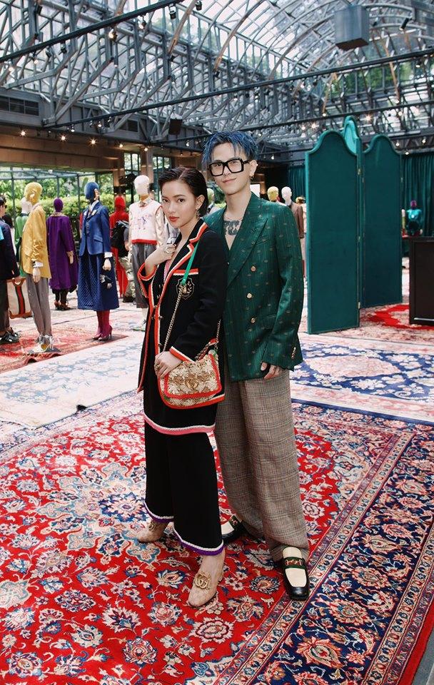 Quay lưng với khán giả hướng dẫn tập luyện, bạn gái Đặng Văn Lâm vẫn đốt mắt người nhìn khi sở hữu 3 vòng nóng bỏng-1