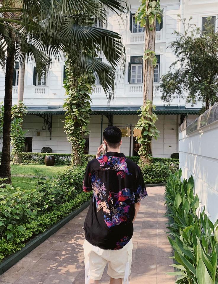 Quay lưng với khán giả hướng dẫn tập luyện, bạn gái Đặng Văn Lâm vẫn đốt mắt người nhìn khi sở hữu 3 vòng nóng bỏng-5