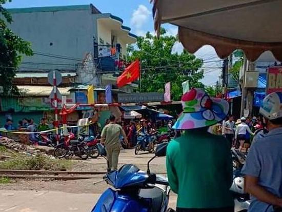 Nóng: Người phụ nữ mang thai và 2 con nhỏ tử vong trong phòng trọ ở Bình Dương