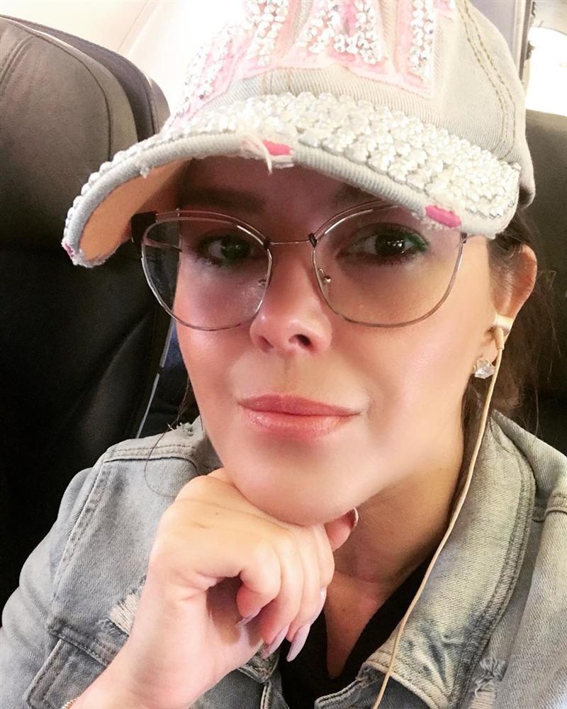 Bản tin Hoa hậu Hoàn vũ 27/5: Hoàng Thùy thắng thời trang nhưng thua nhan sắc trước Bánh Pía Philippines-3