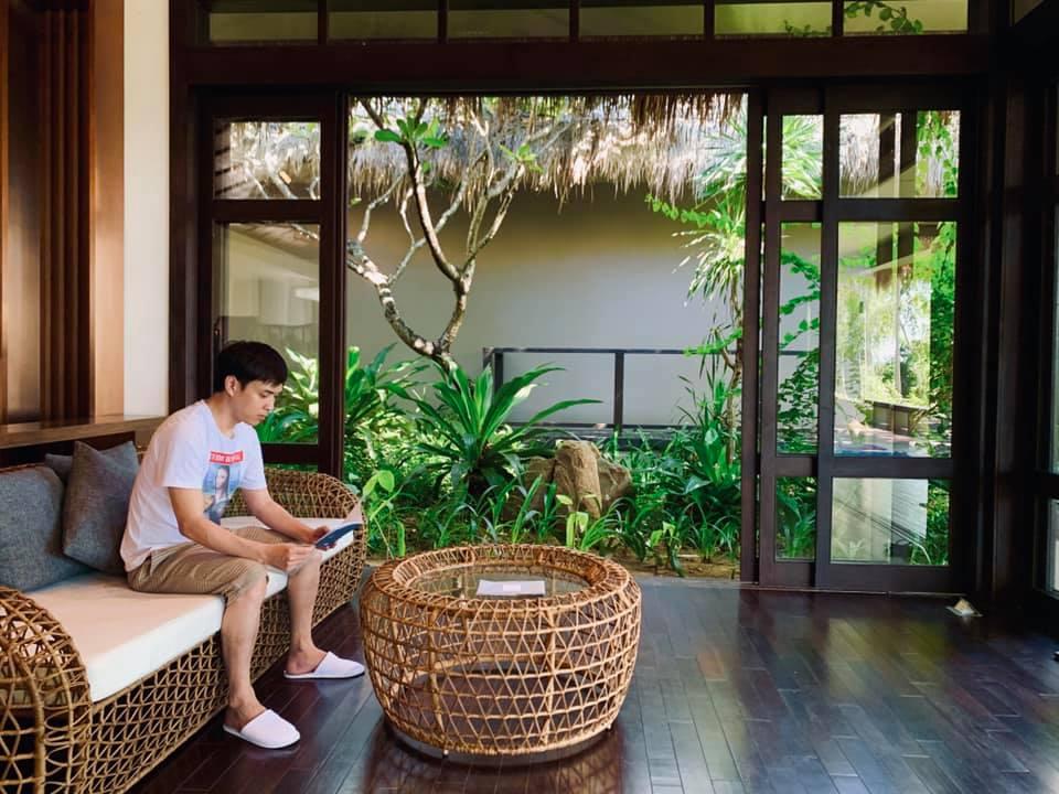 Diện bikini thả dáng trước biển, Á hậu Mâu Thủy không ngờ trở thành cô bé đô con-5