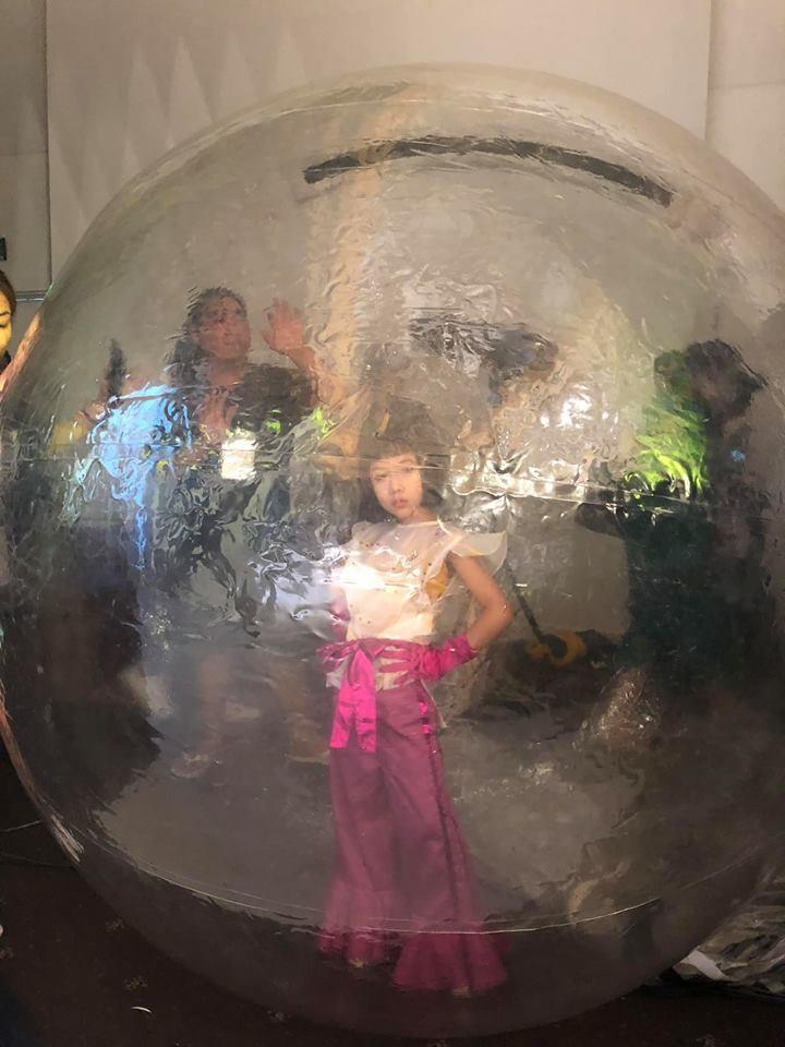 Khánh An - mẫu nhí từng được nữ hoàng tạo dáng Coco Rocha khen hết lời tái xuất khiến Chí Tài, Việt Hương hết hồn-2