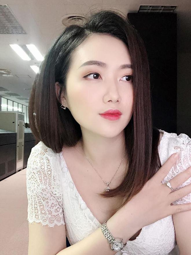 5 cô gái thời tiết duyên dáng, đa tài trên sóng truyền hình-10