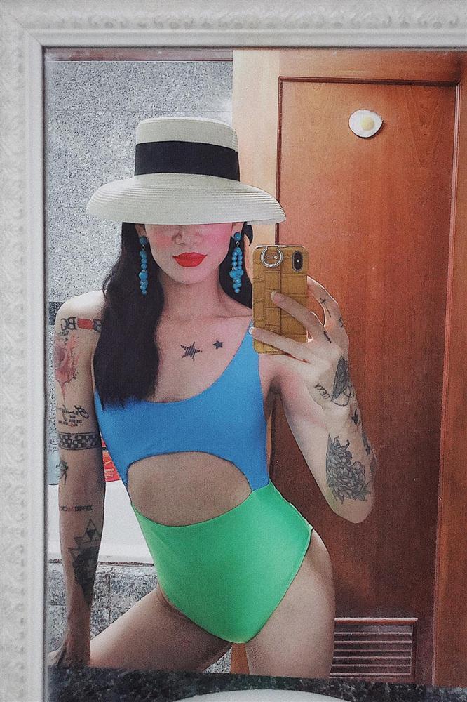 Quả báo tới sớm dành cho BB Trần: vừa khoe ảnh bikini nuột nà phút trước, phút sau là bị bóc mẽ không trượt phát nào!-1