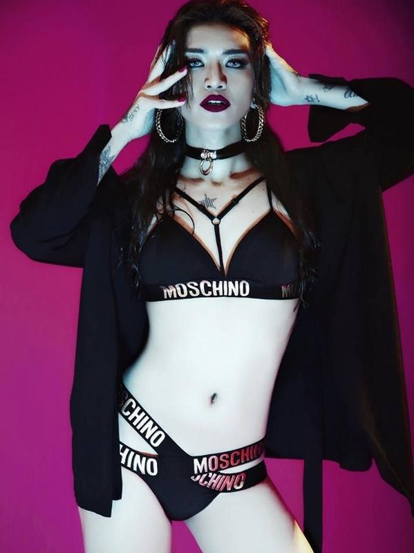 Quả báo tới sớm dành cho BB Trần: vừa khoe ảnh bikini nuột nà phút trước, phút sau là bị bóc mẽ không trượt phát nào!-7