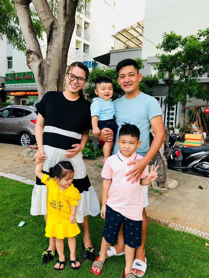 Hải Băng công khai ảnh cận mặt con thứ ba sau ca sinh nở đầy nguy hiểm-3