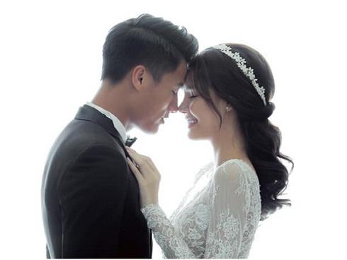 Kỳ Hân lạc quan giữa thông tin bầu bí lần hai với cựu danh thủ Mạc Hồng Quân