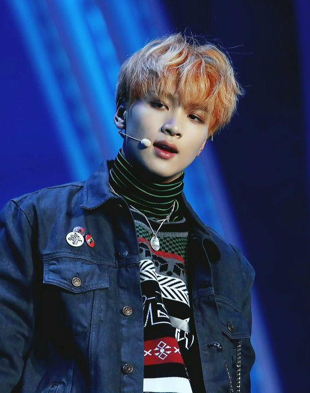 Top 5 tiểu nam thần sinh năm 2000 đang nhăm nhe vượt mặt tiền bối BTS, EXO bởi ngoại hình siêu thực đỉnh cao-6