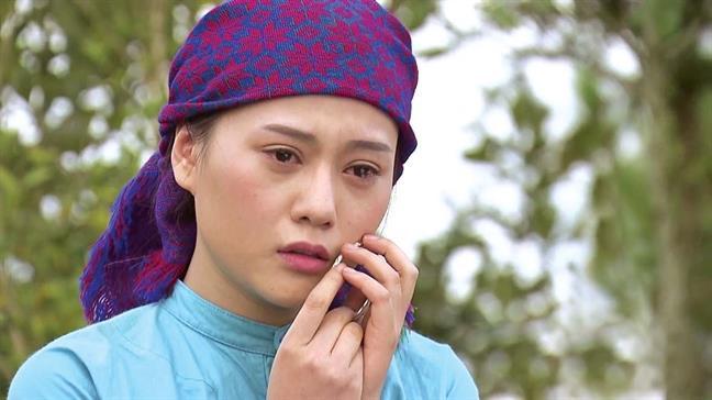 Dàn diễn viên trên sóng giờ vàng VTV thay đổi thế nào qua thời gian?-7