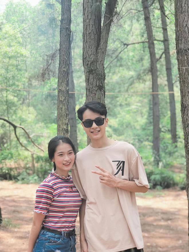 Gây sốt với tình bạn khác giới thân thiết nhưng ngoại hình đẹp cả đôi của cặp học sinh Hà Nội mới là thứ chiếm spotlight-2