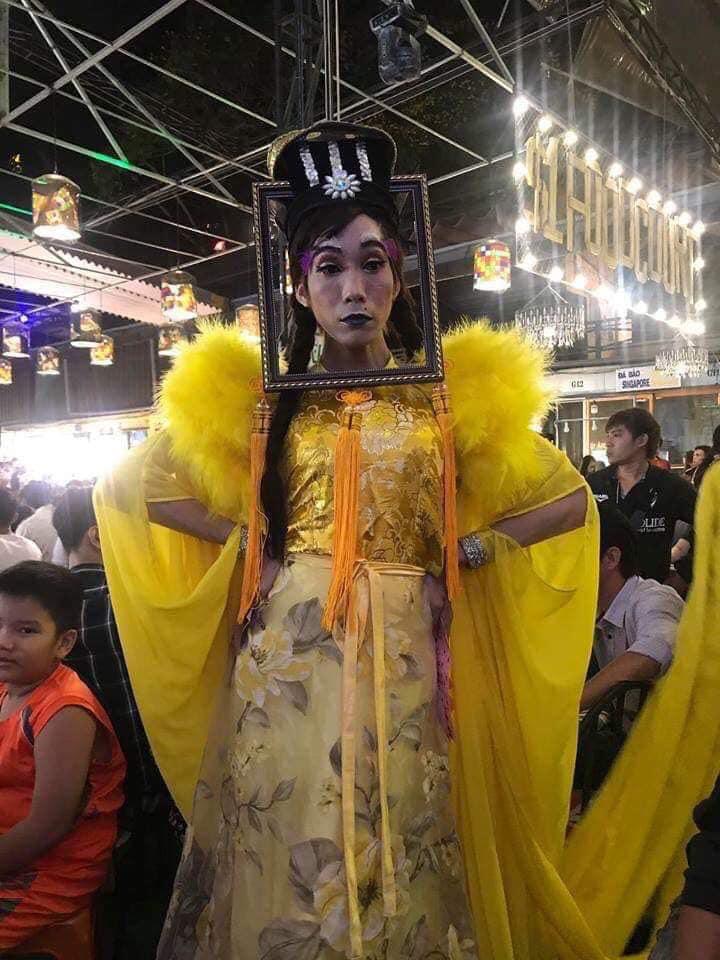 Đã phát hiện ra nguồn cảm hứng thiết kế trang phục dân tộc bàn thờ giúp Hoàng Thùy thi đấu Miss Universe 2019-4
