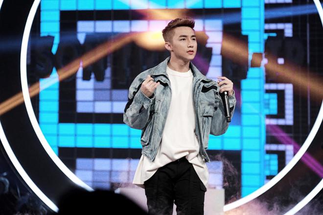 Chi Pu, Hòa Minzy và hàng loạt nghệ danh Tây Tàu ở showbiz Việt-2