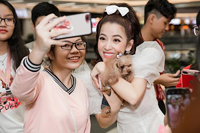 Puka, Jun Phạm ‘đọ’ vẻ đáng yêu của thú cưng khi dự ra mắt phim-3