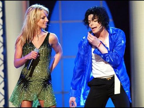 Lần duy nhất Michael Jackson diễn với Britney Spears gây choáng ngợp