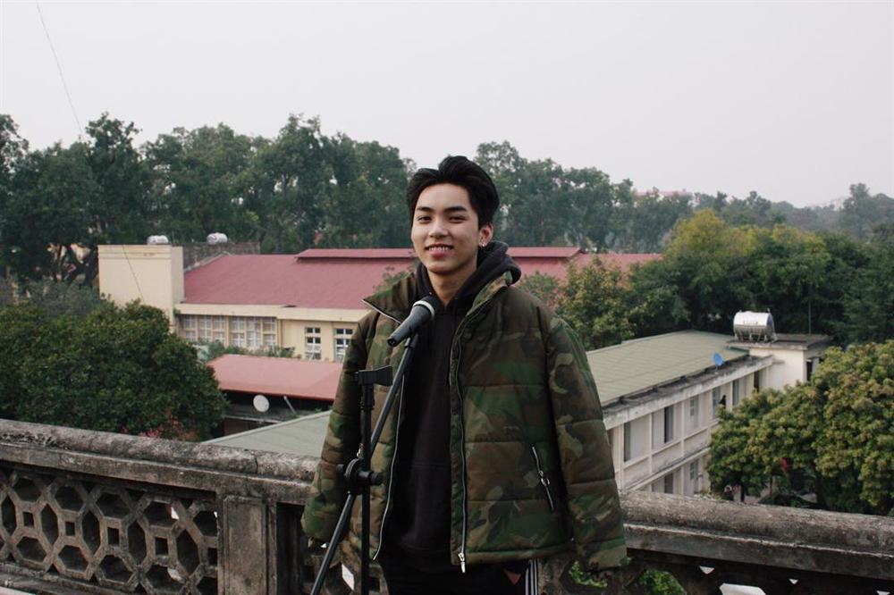 Đào mộ loạt ảnh thời chưa sửa mũi của Long Hoàng - chàng trai Việt duy nhất nghi vấn trúng tuyển SM Entertainment đình đám-7