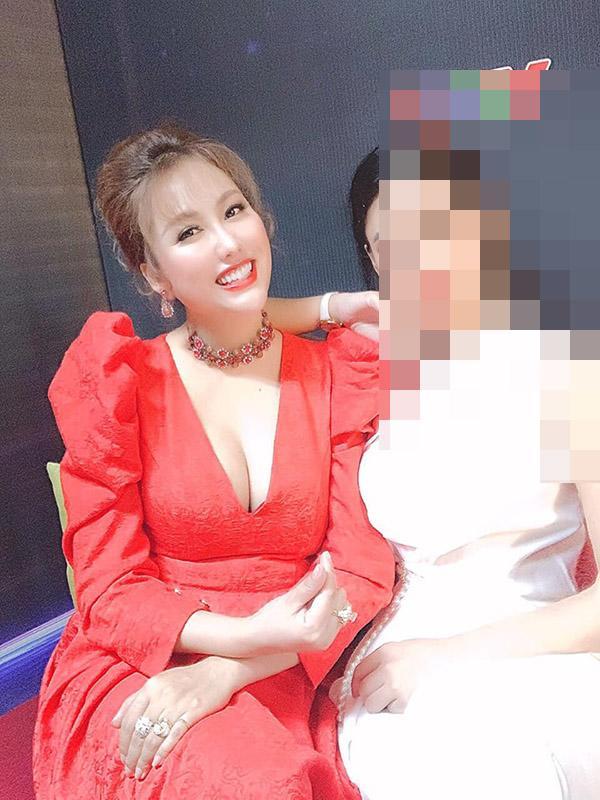 Thu Quỳnh My Sói gây sốc với cằm nhọn, mặt đơ - Hải Triều tự dìm hàng bằng màn trang điểm khó tả-4