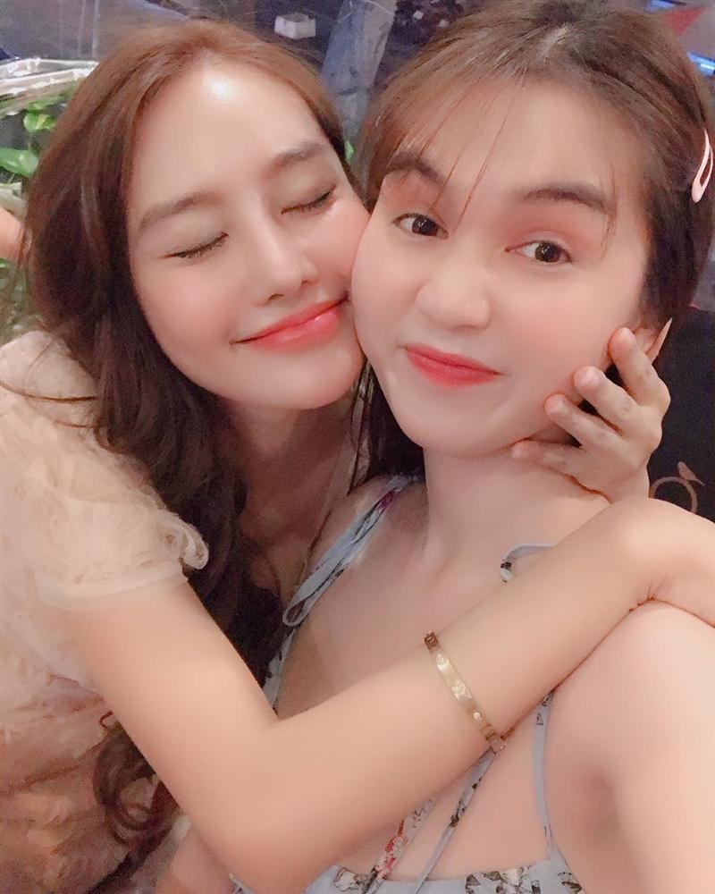 Linh Chi có thể thoải mái khóa môi cô gái này mà chẳng bao giờ phải lo Lâm Vinh Hải ghen tuông-8