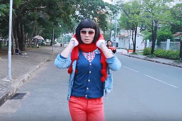 Cả showbiz giật mình tưởng BB Trần nâng ngực chuyển giới, ai ngờ đó chỉ là một cú lừa ngoạn mục!-1