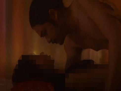 Phim ngoại tình cấm trẻ dưới 18 tuổi: Bóc mẽ vỏ bọc hôn nhân-6