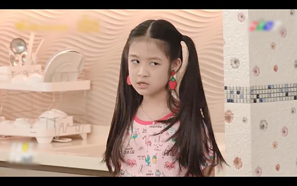 Cãi nhau như chó với mèo, nhưng mẹ thiên hạ Hae Ri lại như thất tình khi Shin Ae vắng nhà-2