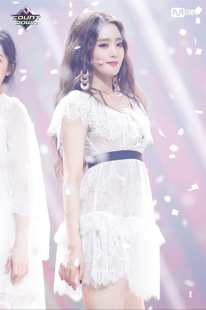 5 nữ thần tượng người Thái xinh đẹp, tài giỏi của Kpop-5