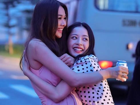 Thanh Hằng thú nhận 'không nỡ rời xa' Chi Pu