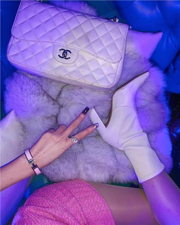 Rich kid Hà Nội bật mí lý do đi du lịch chỉ ở resort đắt nhất, ăn nhà hàng 3 sao, một chuyến đi chi 465 triệu đồng-21