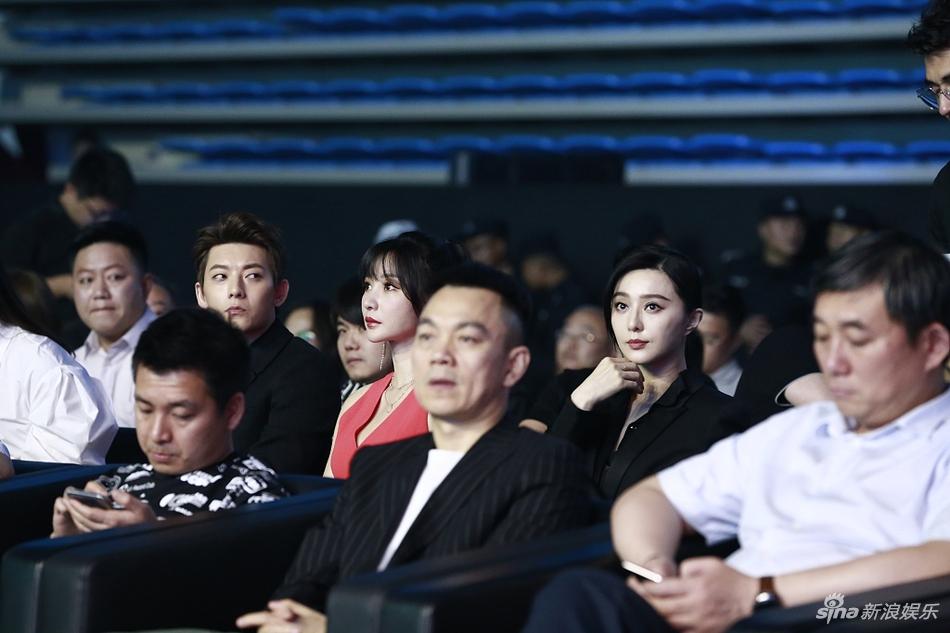 Phạm Băng Băng bị xóa mặt khỏi poster, nghi ngờ vẫn trong vùng phong sát sau scandal trốn thuế-6