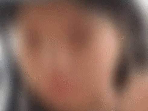 Vượt 20km giữa trời nắng nóng đi ship hàng nhưng bị bùng, cô gái trẻ livestream khóc bù lu bù loa đòi công bằng