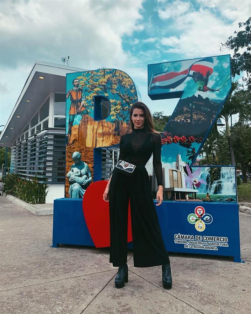 Bản tin Hoa hậu Hoàn vũ 1/6: HHen Niê lên đồ neon xuất sắc chặt đẹp hội bạn cũ không chừa một ai-5