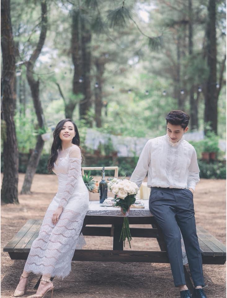 Chuyện giờ mới kể về đám cưới nữ MC xinh đẹp và bạn trai hotboy: Cô dâu - chú rể quẩy bung sân khấu cùng khách mời-4