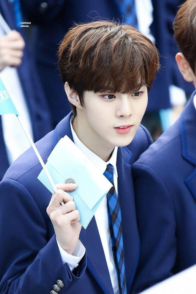 3 nam thực tập sinh ProduceX101 có gương mặt đẹp nhất-6