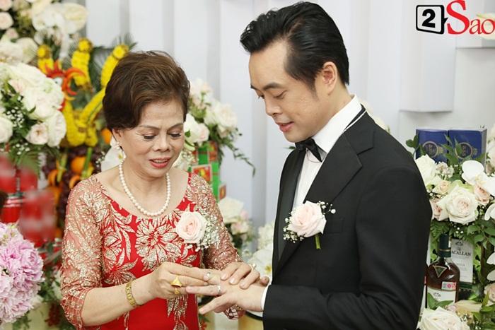 Dương Khắc Linh ăn diện bảnh bao, dẫn đầu hơn 20 chiếc xế sang tới nhà Sara Lưu làm lễ ăn hỏi-19