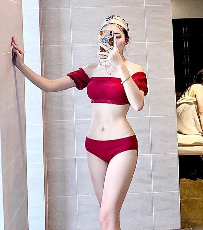 Bạn gái tin đồn của Phan Văn Đức chăm diện bikini, khoe ảnh gợi cảm-2