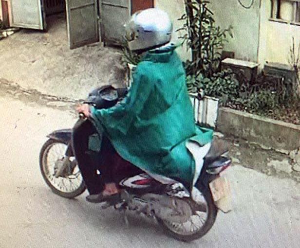 Hàng trăm cảnh sát vây bắt tên cướp ngân hàng mặc áo mưa ở Phú Thọ-1