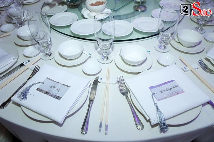 Dương Khắc Linh hôn say đắm cô dâu Sara Lưu trong không gian tiệc cưới lộng lẫy như cổ tích-23