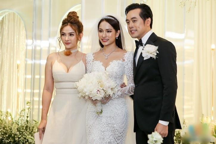 Thu Thủy gây choáng người nhìn với gương mặt biến dạng và bắp tay ngấn mỡ-1