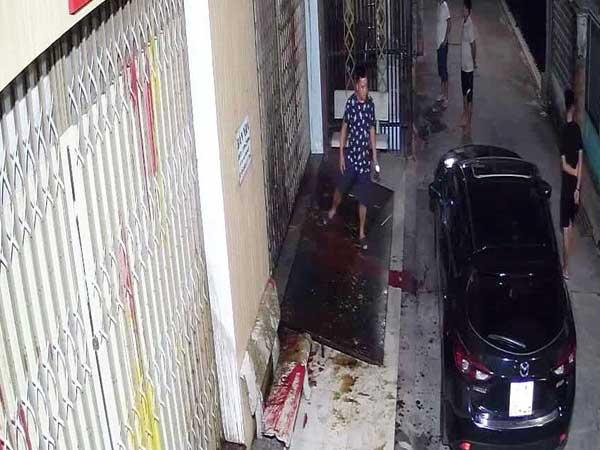Nhóm giang hồ đi đòi nợ bị camera ghi hình-1