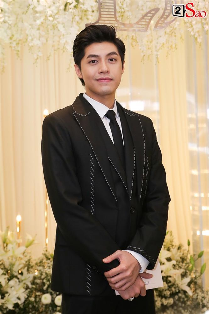 Khổ thân Noo Phước Thịnh: Một mình một sảnh trong tiệc cưới Dương Khắc Linh chỉ vì đến nhầm giờ-4