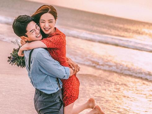 Tử vi ngày 4/6 của 12 cung hoàng đạo: Bạch Dương tiền bạc rủng rỉnh, Nhân Mã chán nản mọi chuyện