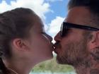 David Beckham tiếp tục hôn môi con gái mặc tranh cãi