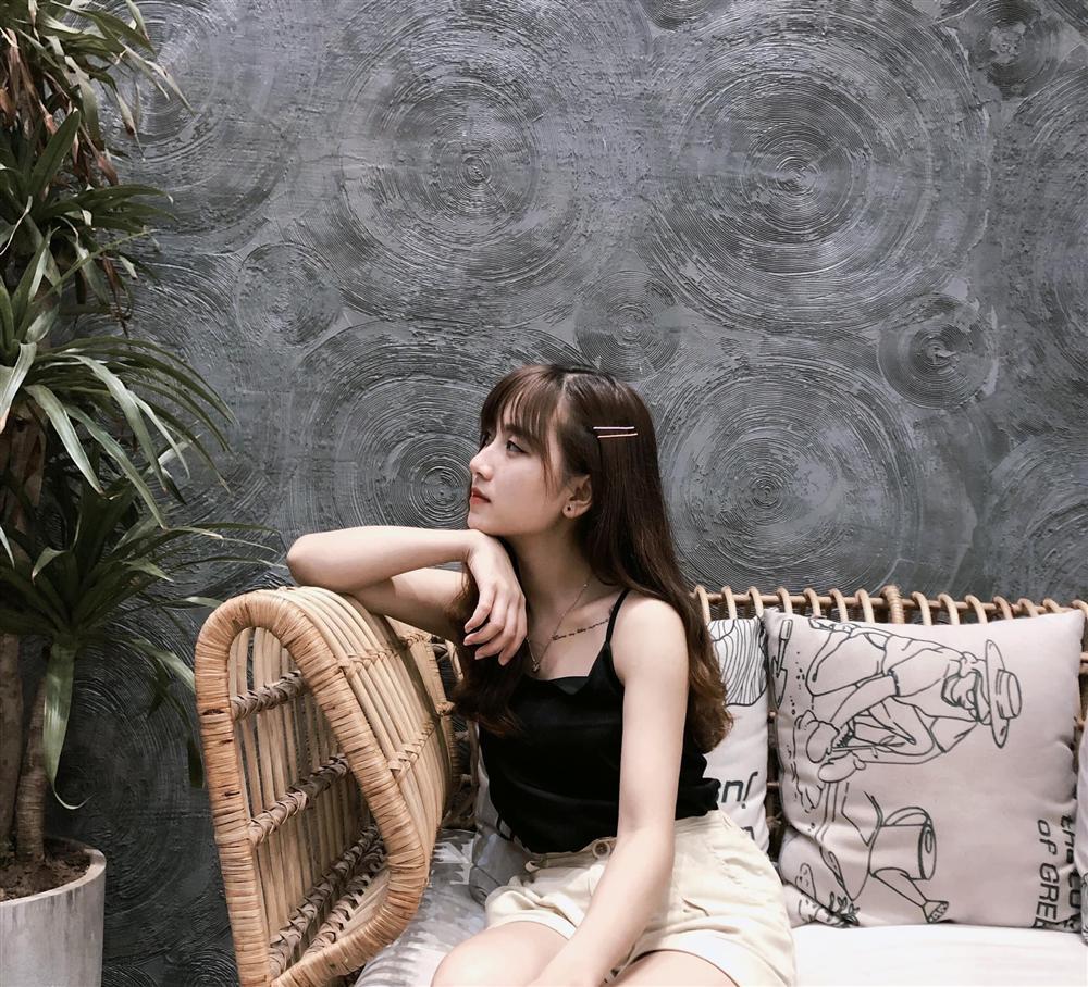 Dung mạo ngày càng quyến rũ của cô giáo trẻ Hà Nội sau 2 năm gây bão mạng vì quá xinh đẹp-5