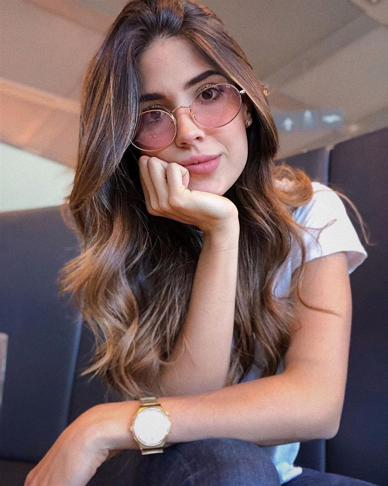 Bản tin Hoa hậu Hoàn vũ 3/6: Cùng để tóc ép thẳng nhưng vẻ đẹp Hoàng Thùy bỗng nhiên tắt lịm khi đặt cạnh Olivia Culpo-4